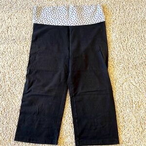 Yoga crop pants with gold over top